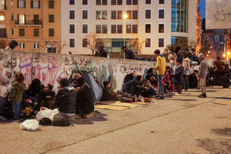 Izrael rozšíri cielené pozemné operácie v Libanone, oznámil armádny veliteľ