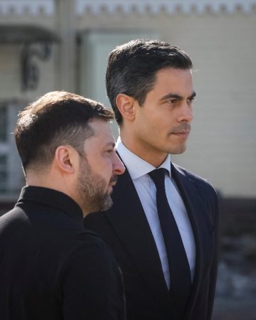 Zelenskyy discusses arms production with Netherlands