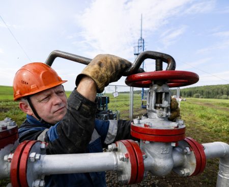 How the Middle East war strengthens Orbán and Fico’s case for Russian energy