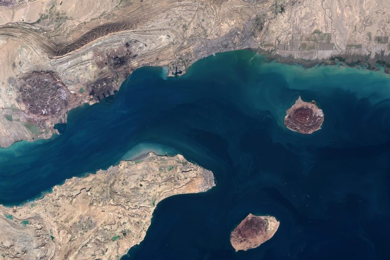 Study outlines impact of a closure of the Strait of Hormuz