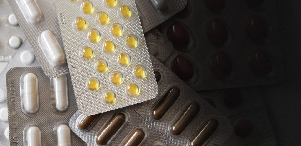 Farmafirmy nám dlžia milióny. Šaško chce konať