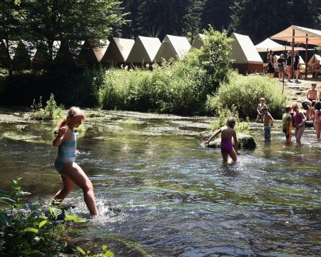 Tábory sú opäť pod tlakom hygienických pravidiel. Dobrovoľníci zvažujú, či ich zorganizujú