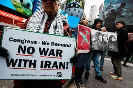 US ‘negotiating with itself’, Iran mocks peace push