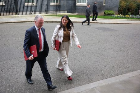 Británia odmieta tvrdenia o útoku Iránu na Európu