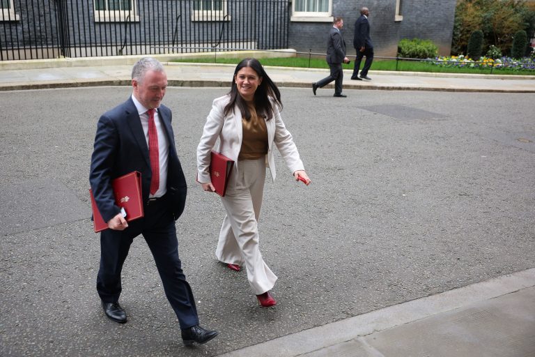 Británia odmieta tvrdenia o útoku Iránu na Európu