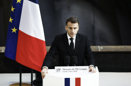 Macron confirms increase in nuclear warheads