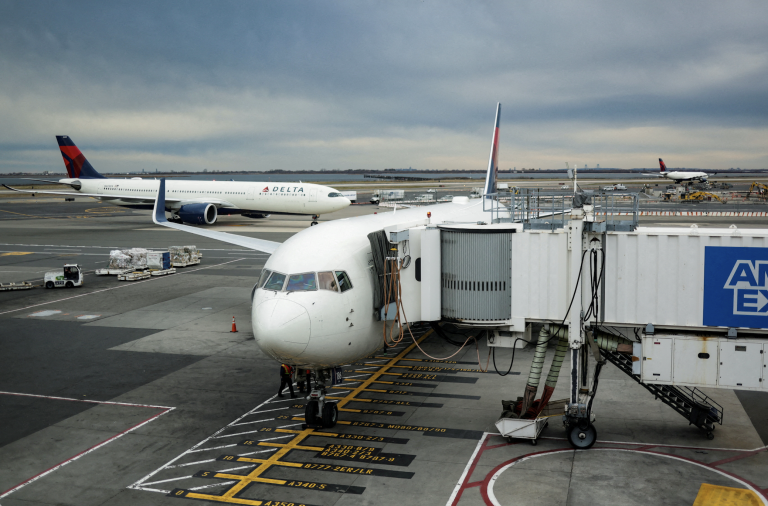 European airlines push to ease green fuel rules