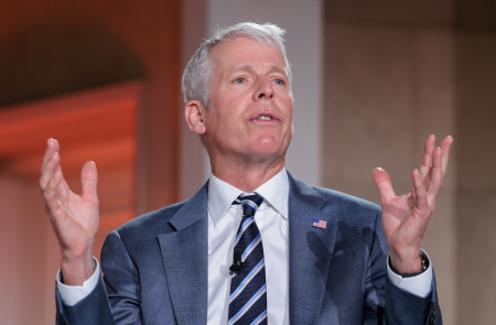 US considers lifting sanctions on Iranian oil at sea