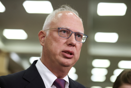 Russia Welcomes Extension of US Waiver for Oil Sales