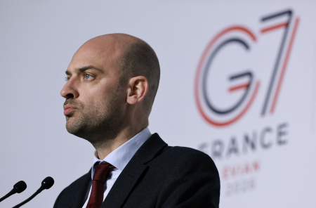 G7 pressed to lead funding effort for Chernobyl repairs