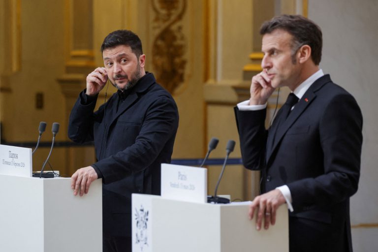 Zelenskyy in Paris: Lifting sanctions could bring Russia billions