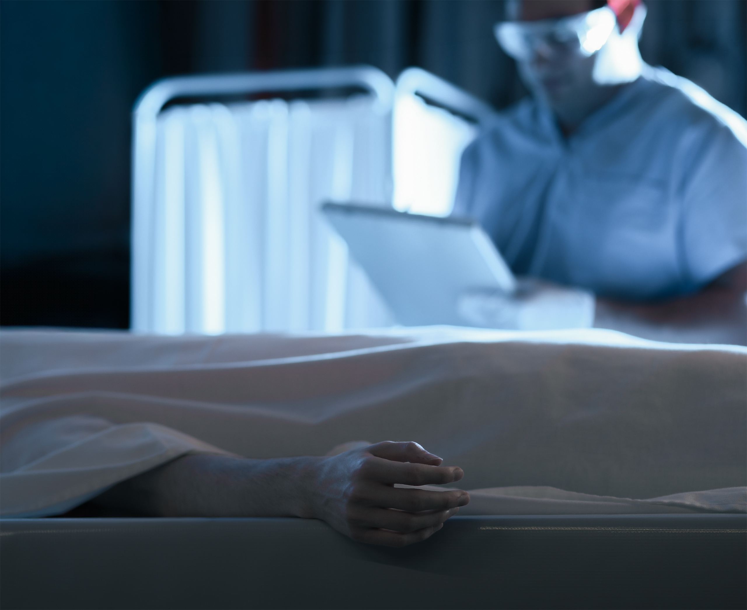 Ľudia často netušia, čo robiť po smrti blízkeho, hovoria prehliadajúci lekári