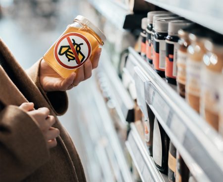 Med sa u nás falšuje rôznymi spôsobmi. Kontrola štátu nestačí