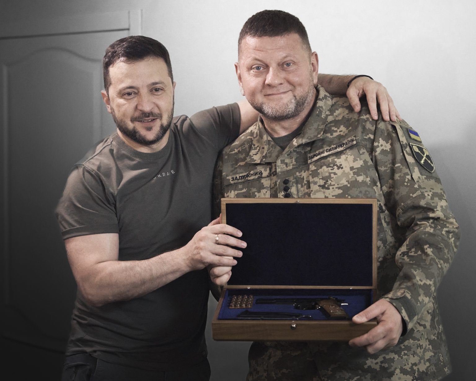 Volodymyr Zelenskyj a Valerij Zalužnyj. Foto: Tlačová služba ukrajinského prezidenta/AFP/Profimedia