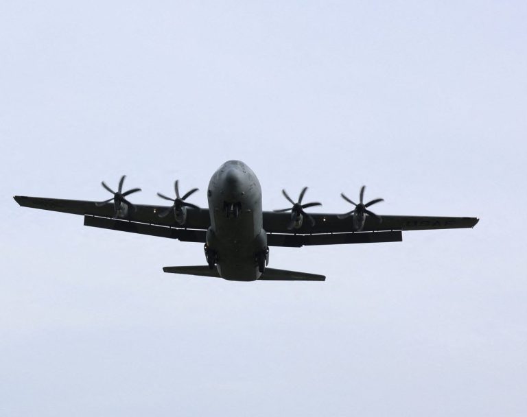 Irán zničil lietadlo USA pri pátraní po pilotovi