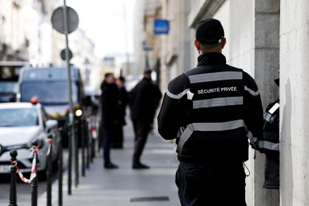 France bans Muslim gathering near Paris