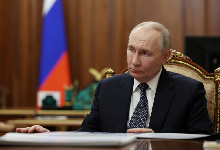 Putin sa na oslavách Dňa víťazstva stretne s Lukašenkom i Ficom