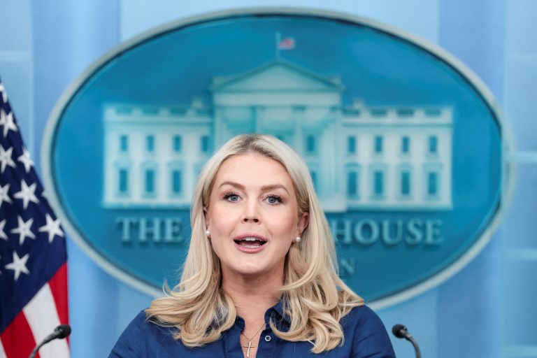 NATO čelilo testu a zlyhalo, tvrdí hovorkyňa Bieleho domu