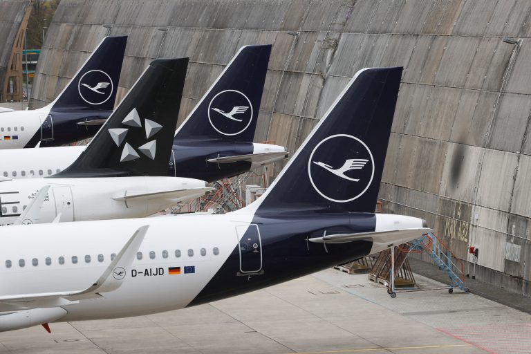 Europe Faces Aviation Fuel Crunch, Lufthansa Grounds 27 Planes