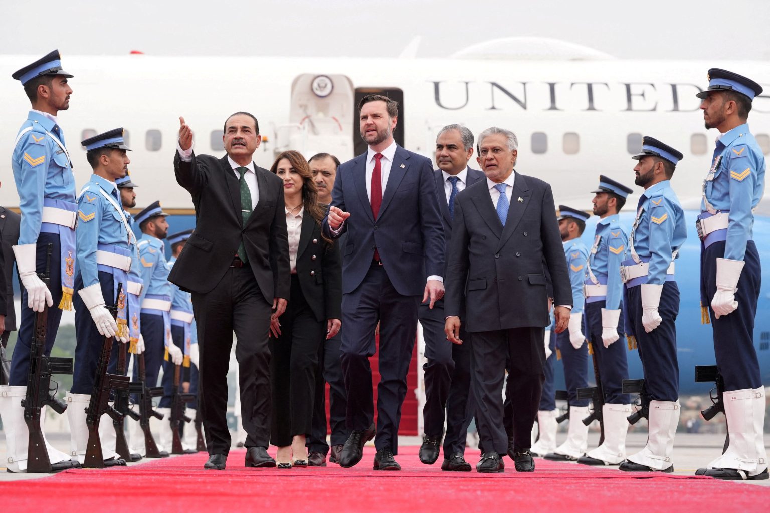 JD Vance priletel do Pakistanu. Foto: Jacquelyn Martin/Reuters