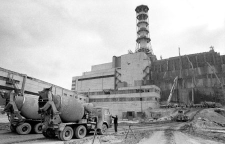 Ukraine Marks 40th Anniversary of Chernobyl Disaster as War Risks Persist