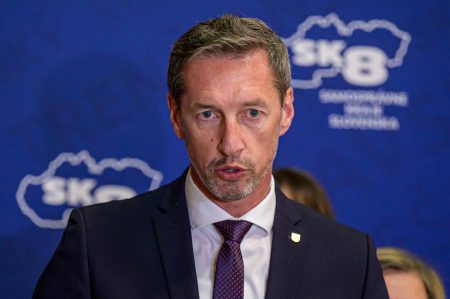 KDH odmieta predĺženie mandátu samospráv