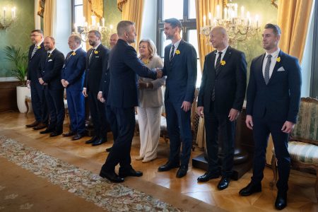 Samosprávy a prezident sa zhodli, že dlhovú brzdu treba upraviť