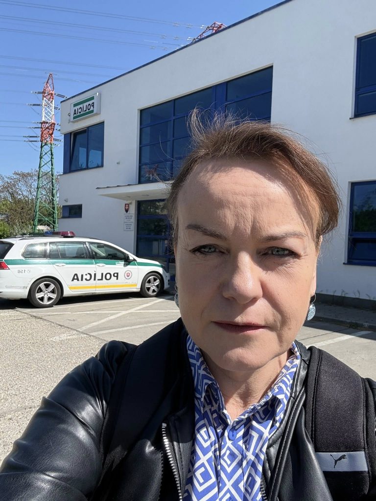 Petkovej z Nadácie Zastavme korupciu poškodili auto
