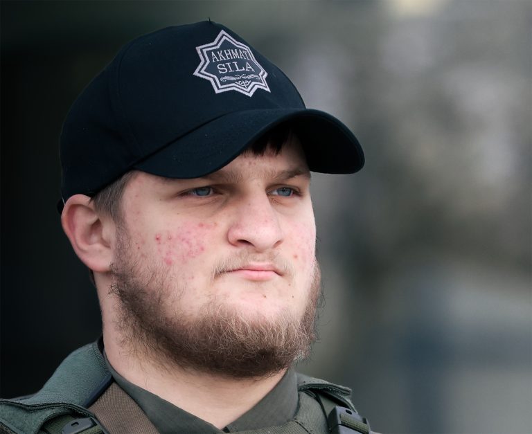 Achmat namiesto Adama? Kadyrov má možno nového následníka