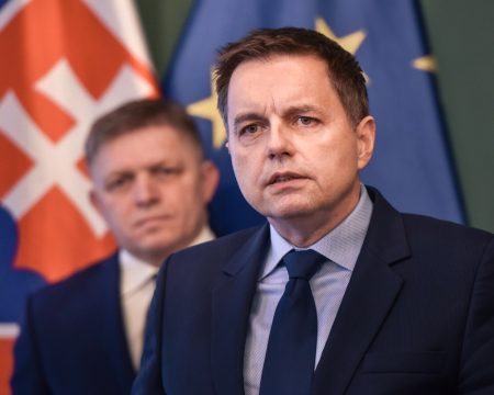 Kažimír ako koaličný balvan. Čo na tom zmení súd?