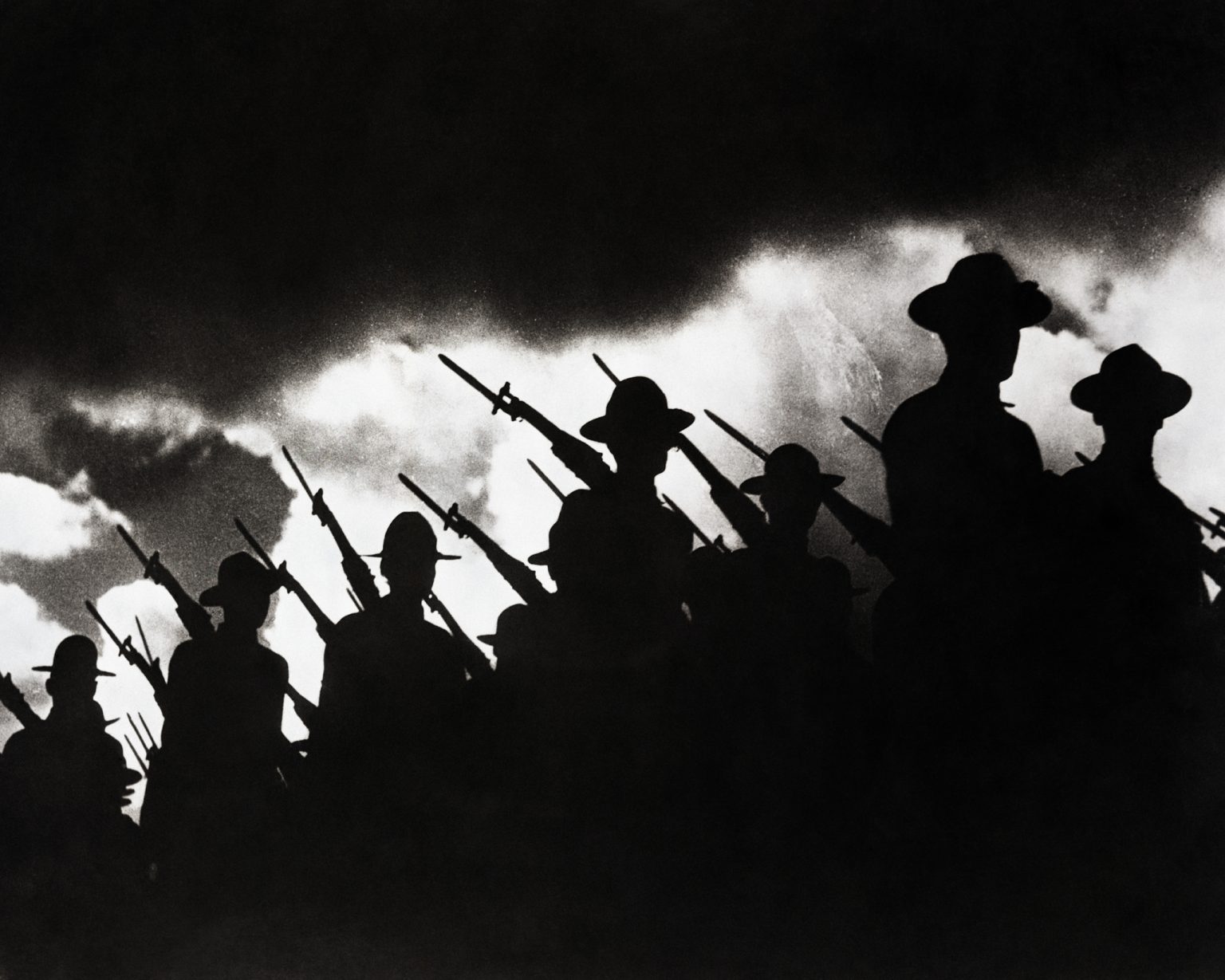 A line of fighting men in World War I. Photo: Bettmann/Contributor/Getty Images