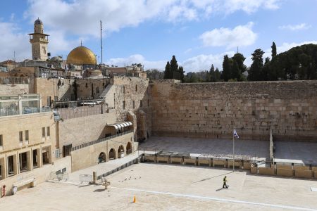 Easter celebrations in Jerusalem marred by war