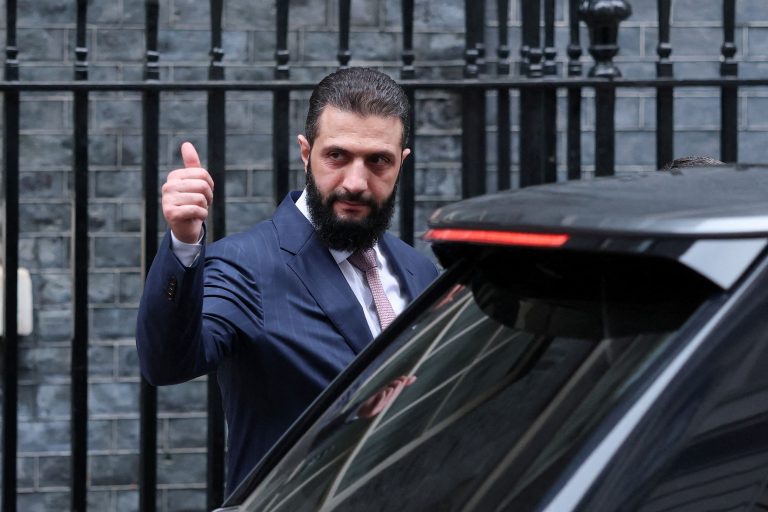 Sýria posilňuje hranice, no do vojny s Iránom sa nezapojí