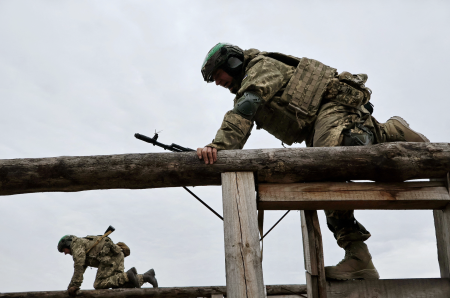 Rusi tvrdia, že obsadili celú Luhanskú oblasť