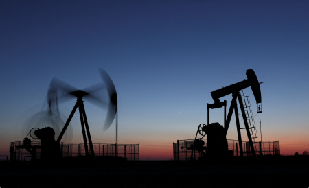 Oil prices fall as markets watch US-Iran talks