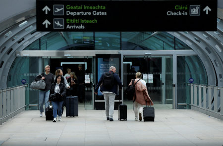 Summer holidays at risk as airlines warn of fuel shortages