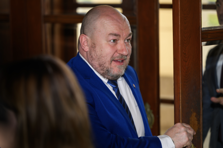 Huliakovci chcú zrušiť odpočty DPH, štát údajne môže získať milióny