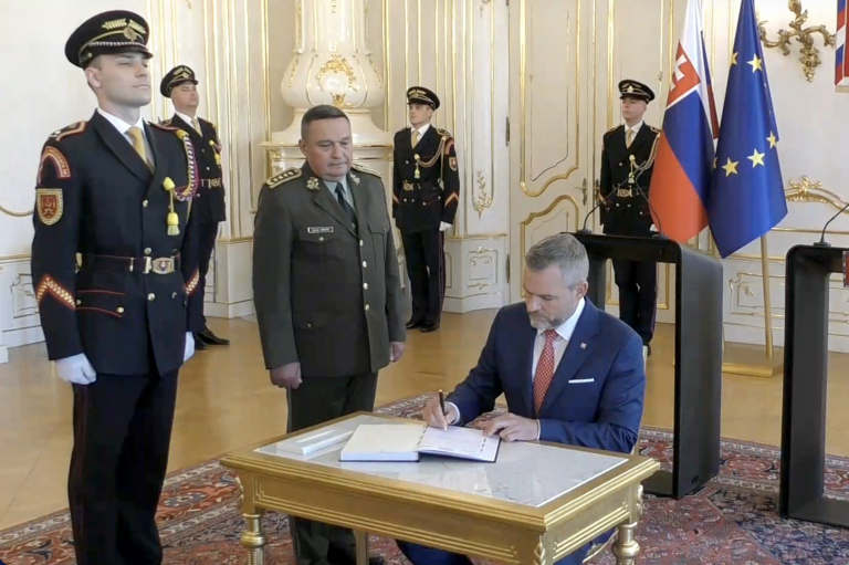 Stav ohrozenia v ústave možno nebude, politici sa dohodli na potrebe cvičenia