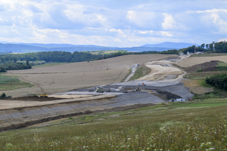 PS urguje R4, bez Via Carpatia sa východ Slovenska nepohne