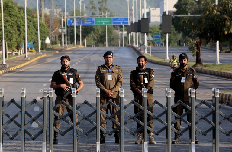 Nádeje na mier sa rozplývajú, píše Reuters po zrušení rokovaní v Pakistane