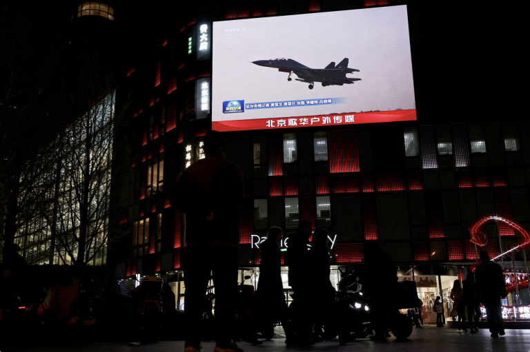 Čína sankcionuje európskych výrobcov zbraní za dodávky Taiwanu