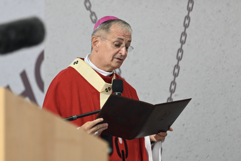 Cirkev podporuje kaplána pre športovcov, potvrdili to biskupi