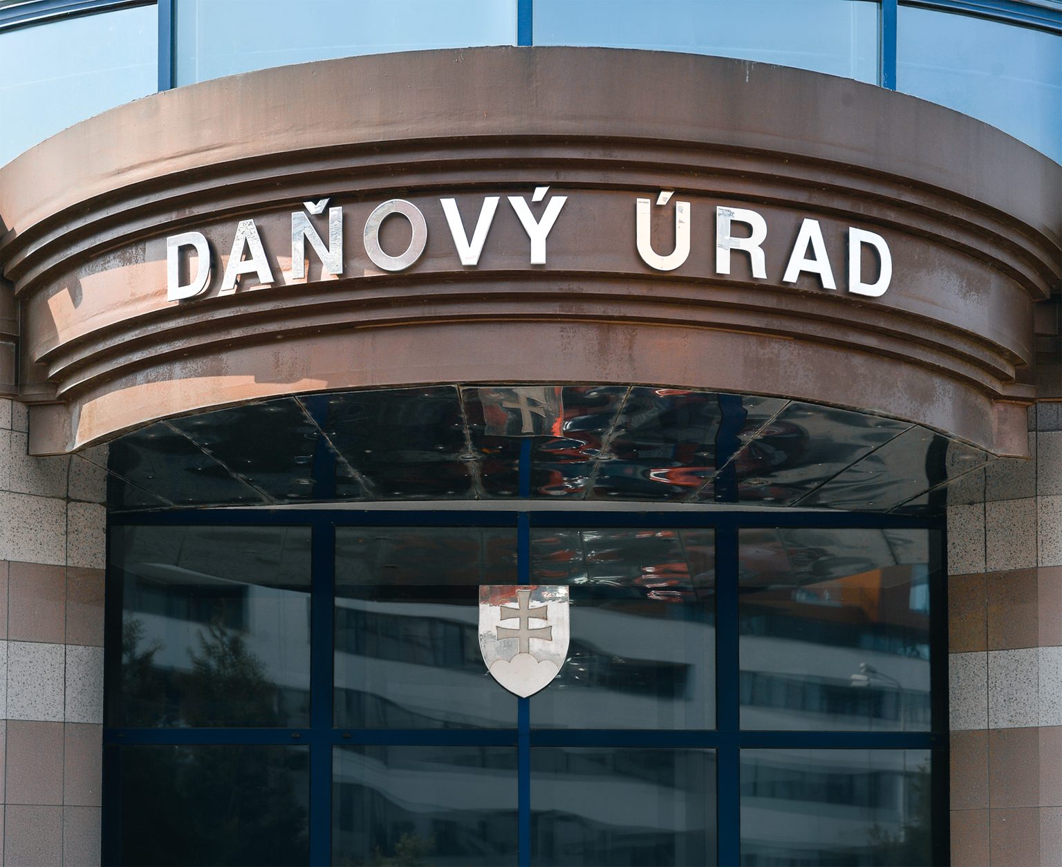 Daňový úrad. Foto: Radovan Stoklasa/TASR