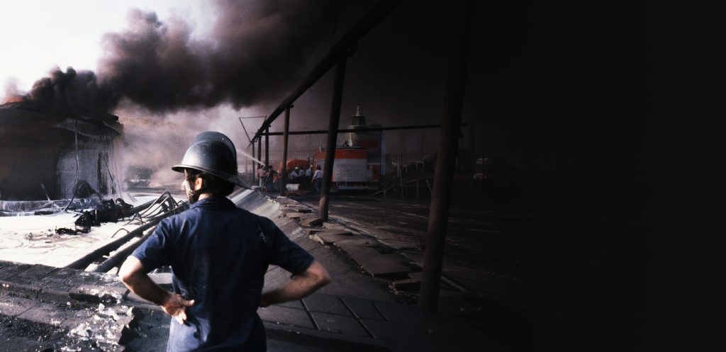 Ropa na obrazovke, prázdno na mori