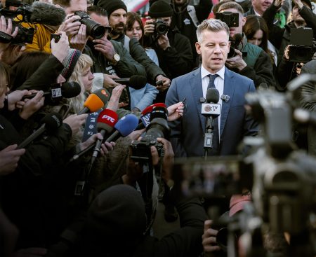 Maďarské voľby: štátnika strieda parazit