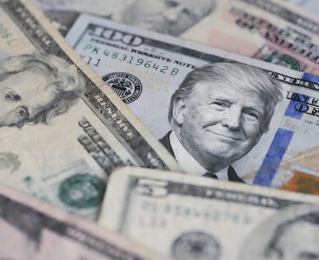 Na trhoch sa dá ľahko zbohatnúť. Musíte však poznať nálady šéfa Bieleho domu