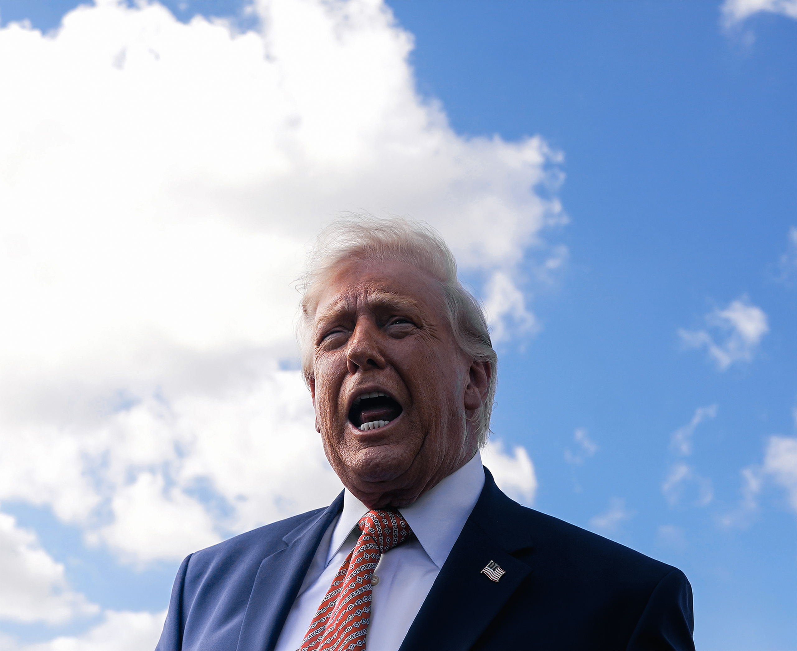 Trump zvažuje vystúpenie USA z NATO. Aj Putin vie, že je to len papierový tiger, tvrdí