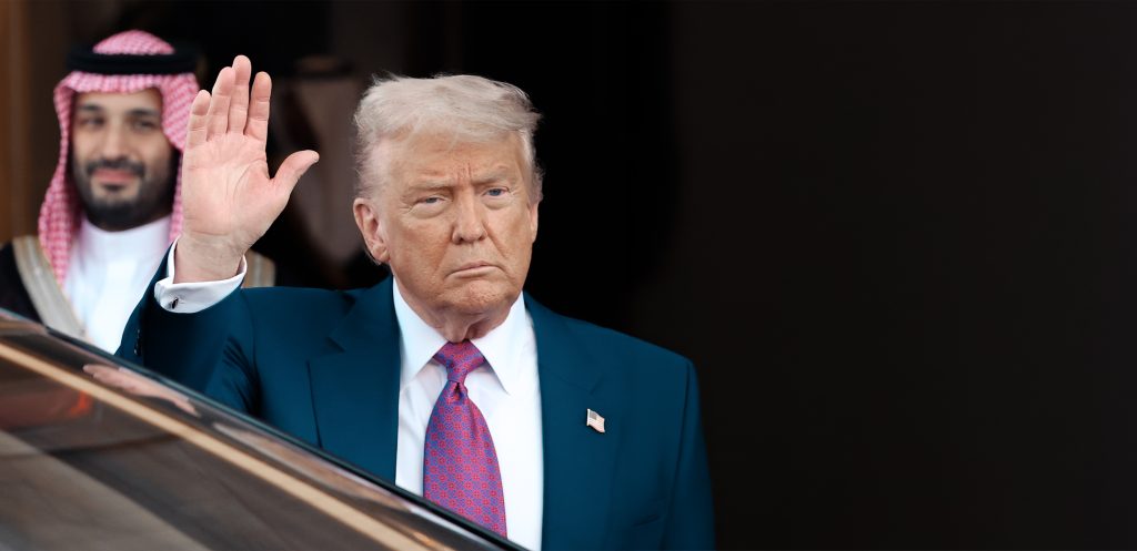 Trump ako hovorca vládcu Saudskej Arábie