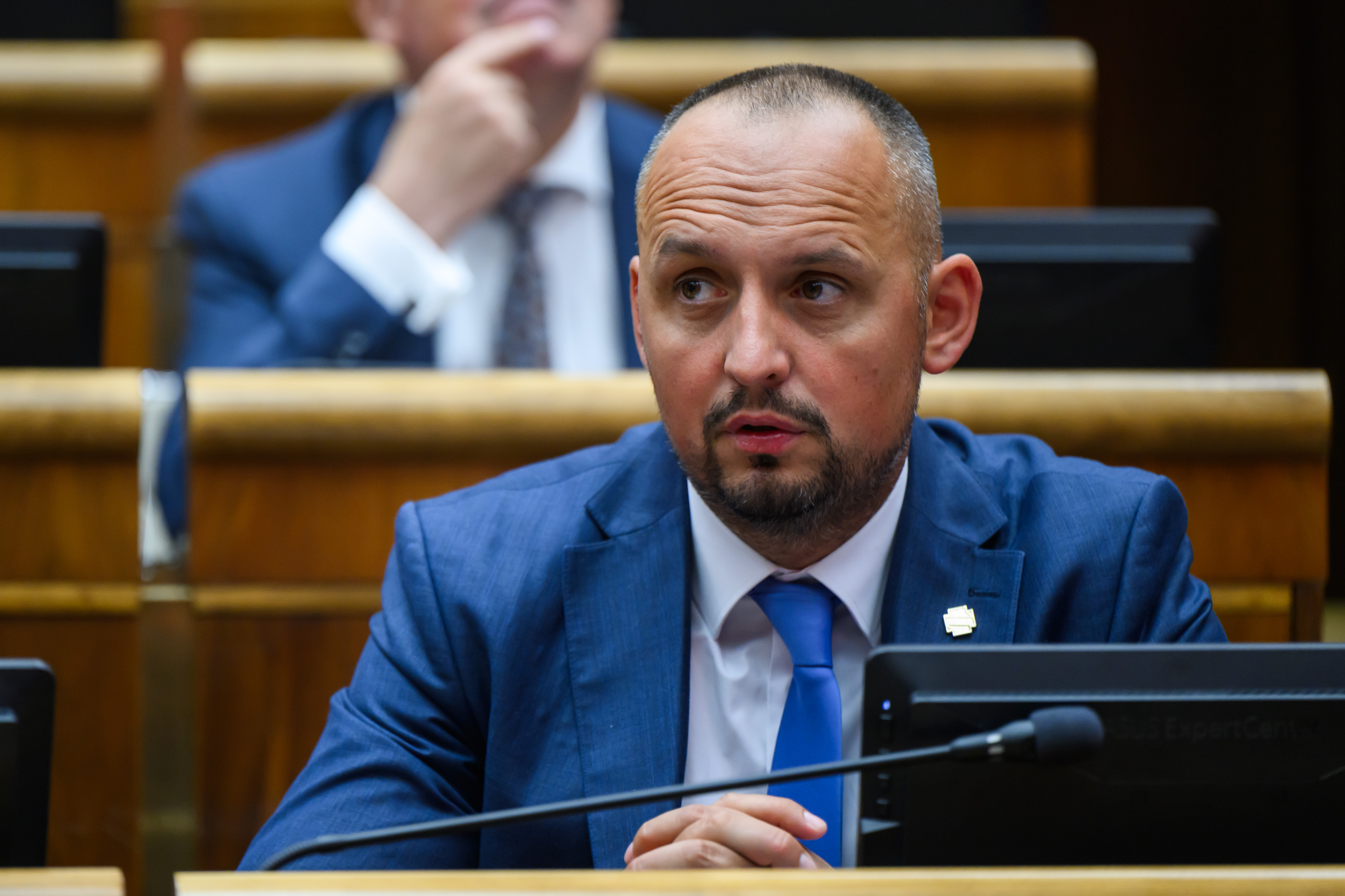 KDH: Pri výstavbe staníc záchraniek hrozí strata miliónov