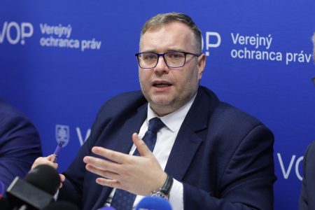 Verejný ochranca práv Róbert Dobrovodský.